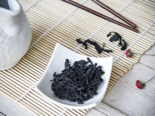 水平色相片,海草Wakame脱水小白碗,白水壶水