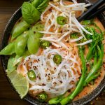 豆腐库里,cauliflower,Noodes和Cashews微信健康厨房